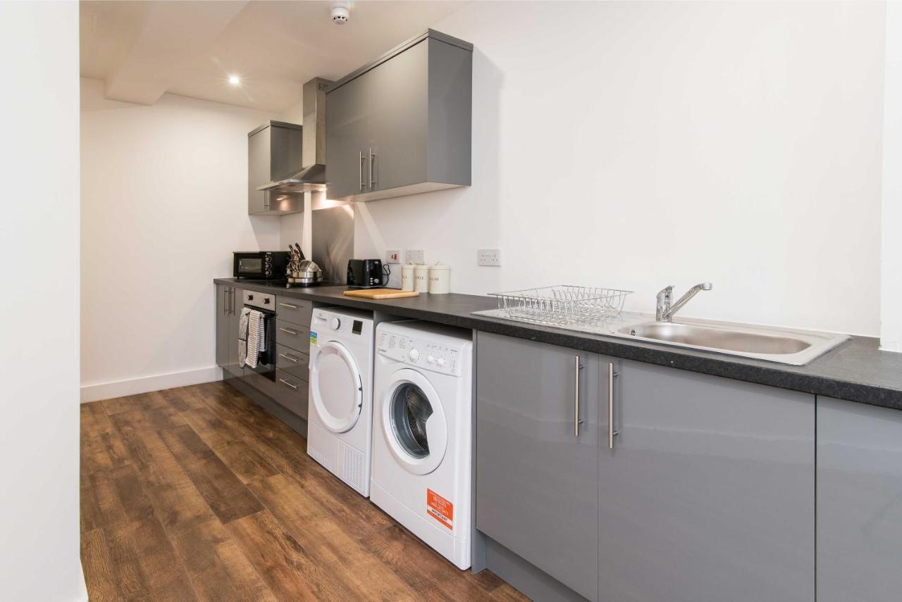 Sublime Stays Webberley Stylish Studio Stoke City Centre ภายนอก รูปภาพ